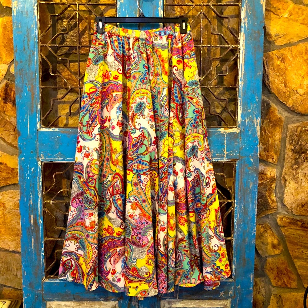 BoHo Maxi Cupio skirt NWOT